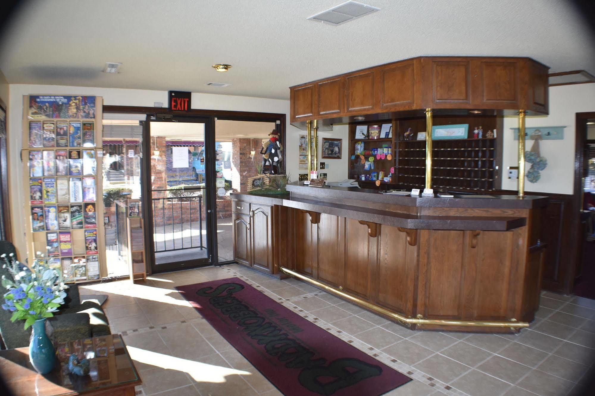 Baldknobbers Motor Inn Branson Buitenkant foto