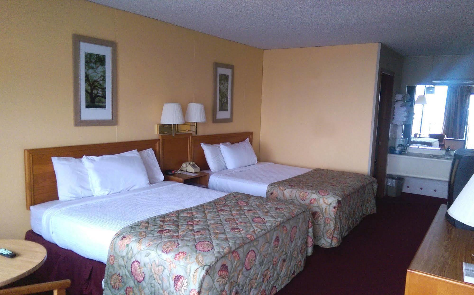 Baldknobbers Motor Inn Branson Buitenkant foto